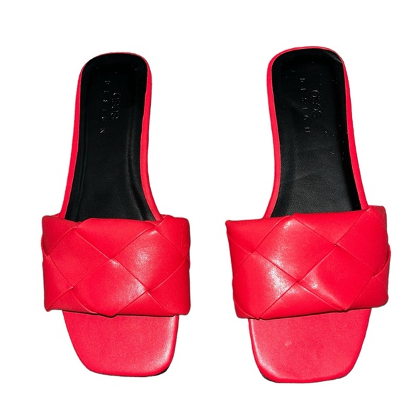 ASOS Design Red Slides Size 4 - Picture 2 of 5